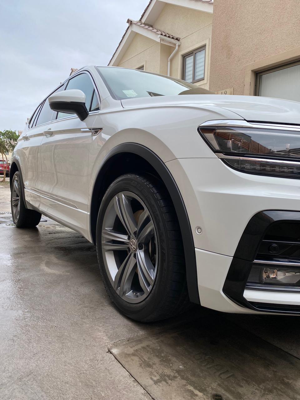 Volkswagen tiguan 350 tsi  2021