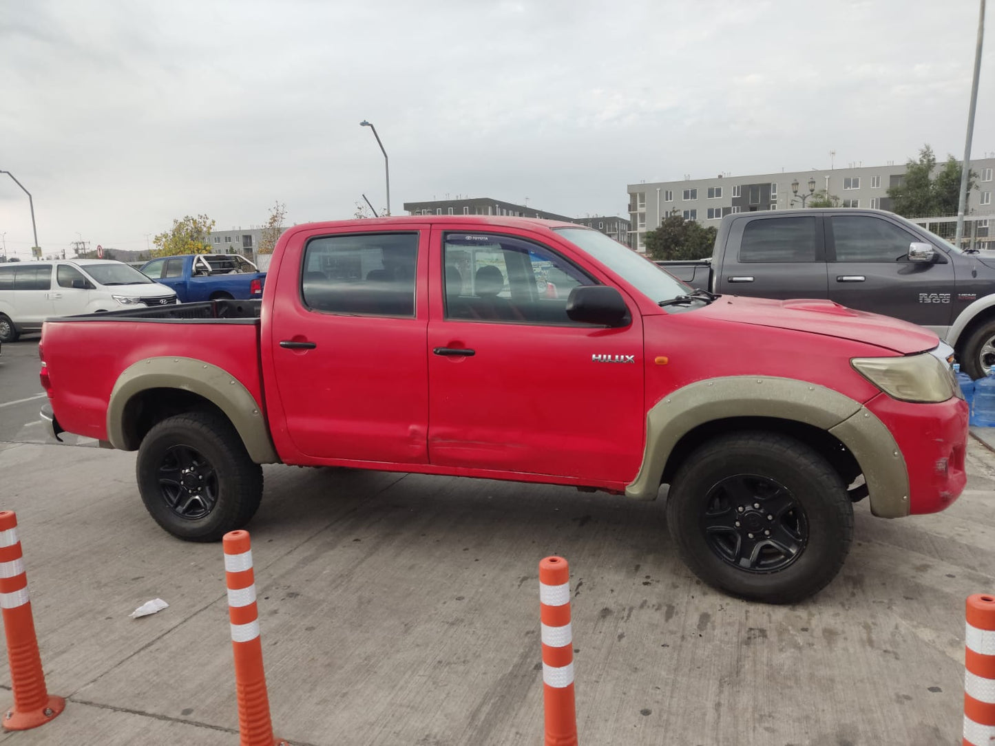 toyota hilux 2014